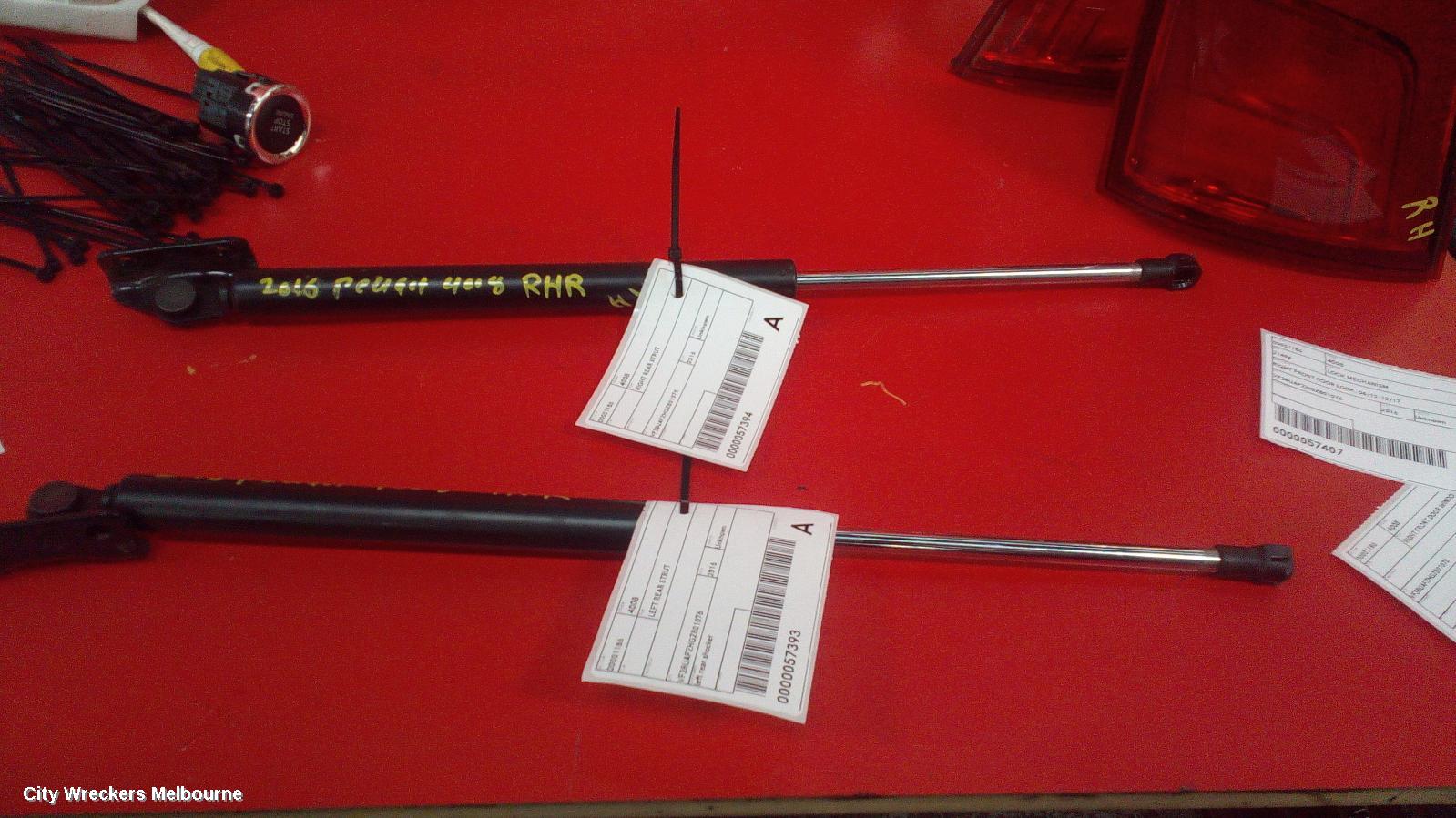 PEUGEOT 4008 RIGHT REAR STRUT, 05/2012 - 12/2017