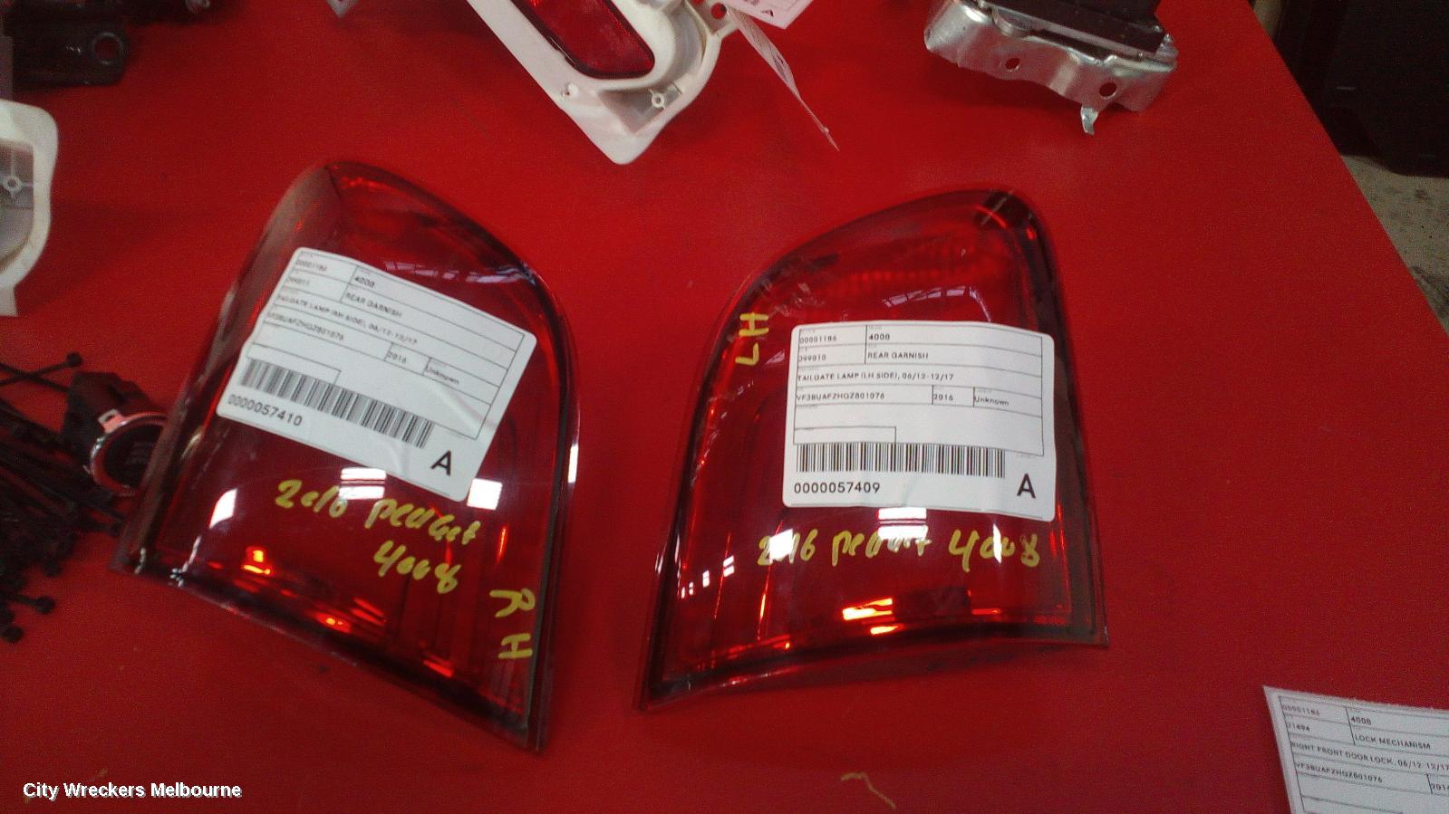 PEUGEOT 4008 REAR GARNISH, TAILGATE LAMP (LH SIDE), 06/2012 - 12/2017