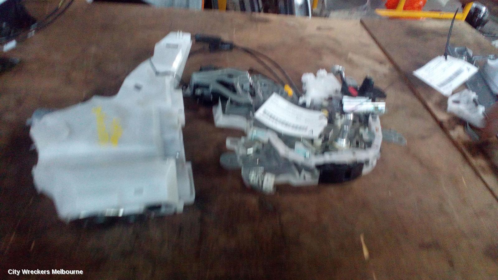 HONDA ODYSSEY DOOR/BOOT/GATE LOCK, RIGHT REAR DOOR LOCK, RC1, 02/2014 ONWARDS