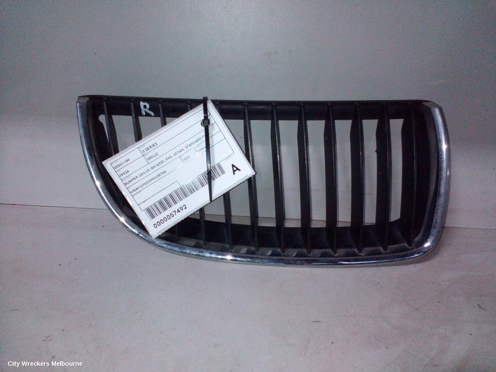 BMW 3 SERIES GRILLE, BUMPER GRILLE (RH SIDE), E90, SEDAN, STANDARD TYPE (AUTO T/M), 03/2005 - 08/2008
