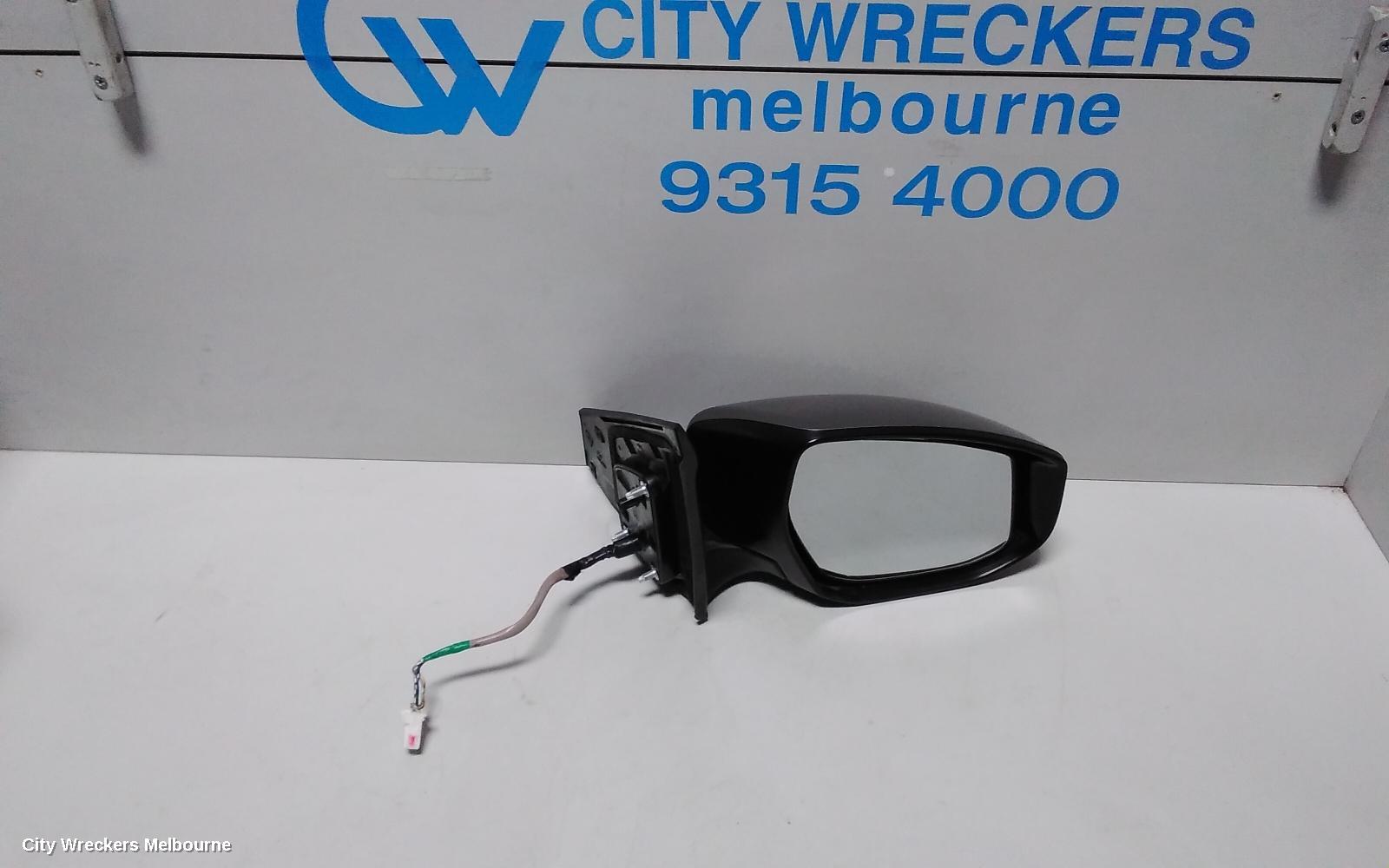NISSAN PULSAR RIGHT DOOR MIRROR, B17, SEDAN, MANUAL FOLD TYPE, 12/2012 - 12/2017