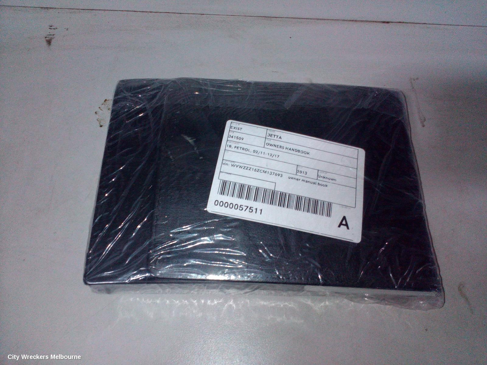 VOLKSWAGEN JETTA OWNERS HANDBOOK, 1B, PETROL, 02/2011 - 12/2017