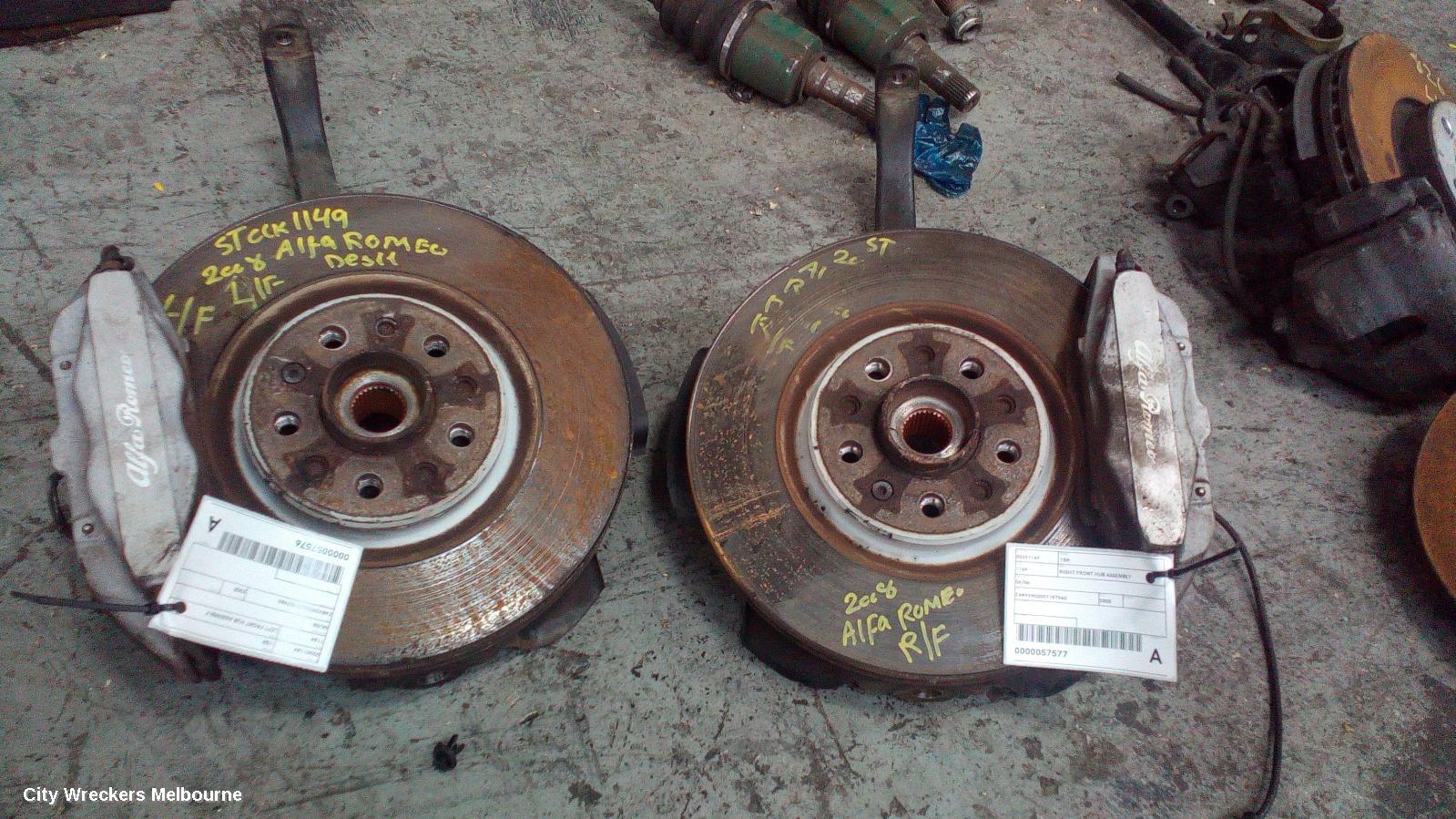 ALFA ROMEO 159 RIGHT FRONT HUB ASSEMBLY, 06/2006 ONWARDS