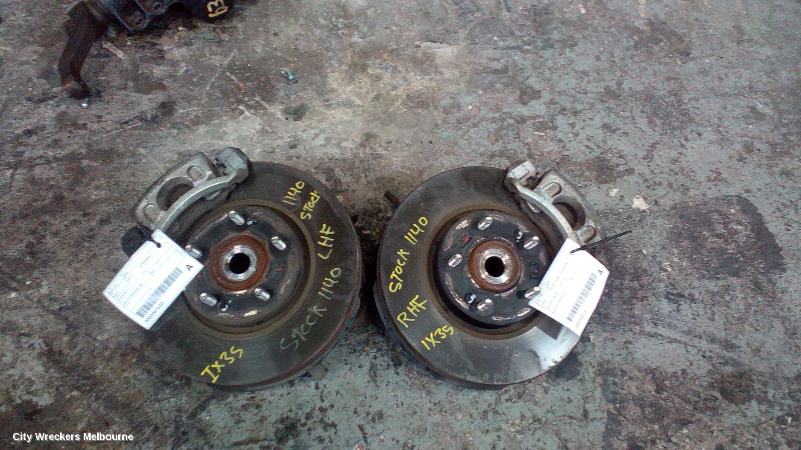 HYUNDAI IX35 LEFT FRONT HUB ASSEMBLY, LM SERIES, 2WD, PETROL, 11/2009 - 01/2016