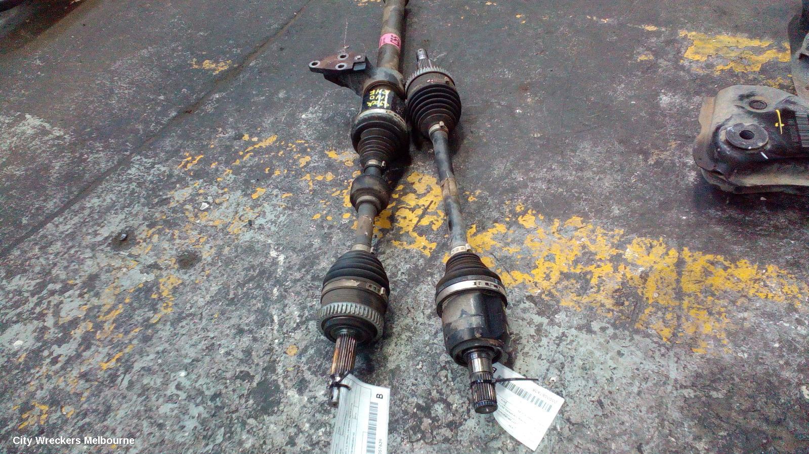 HYUNDAI IX35 LEFT DRIVESHAFT, FRONT, 2.0, PETROL, LM SERIES, 06/2013 - 01/2016