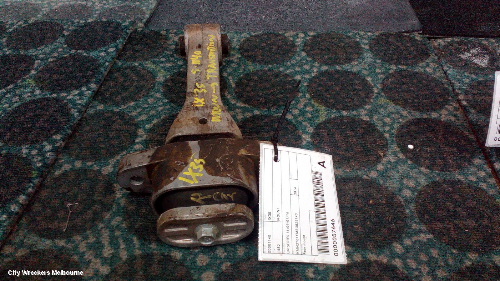 HYUNDAI IX35 MOUNT, LM SERIES 11/2009 - 01/2016