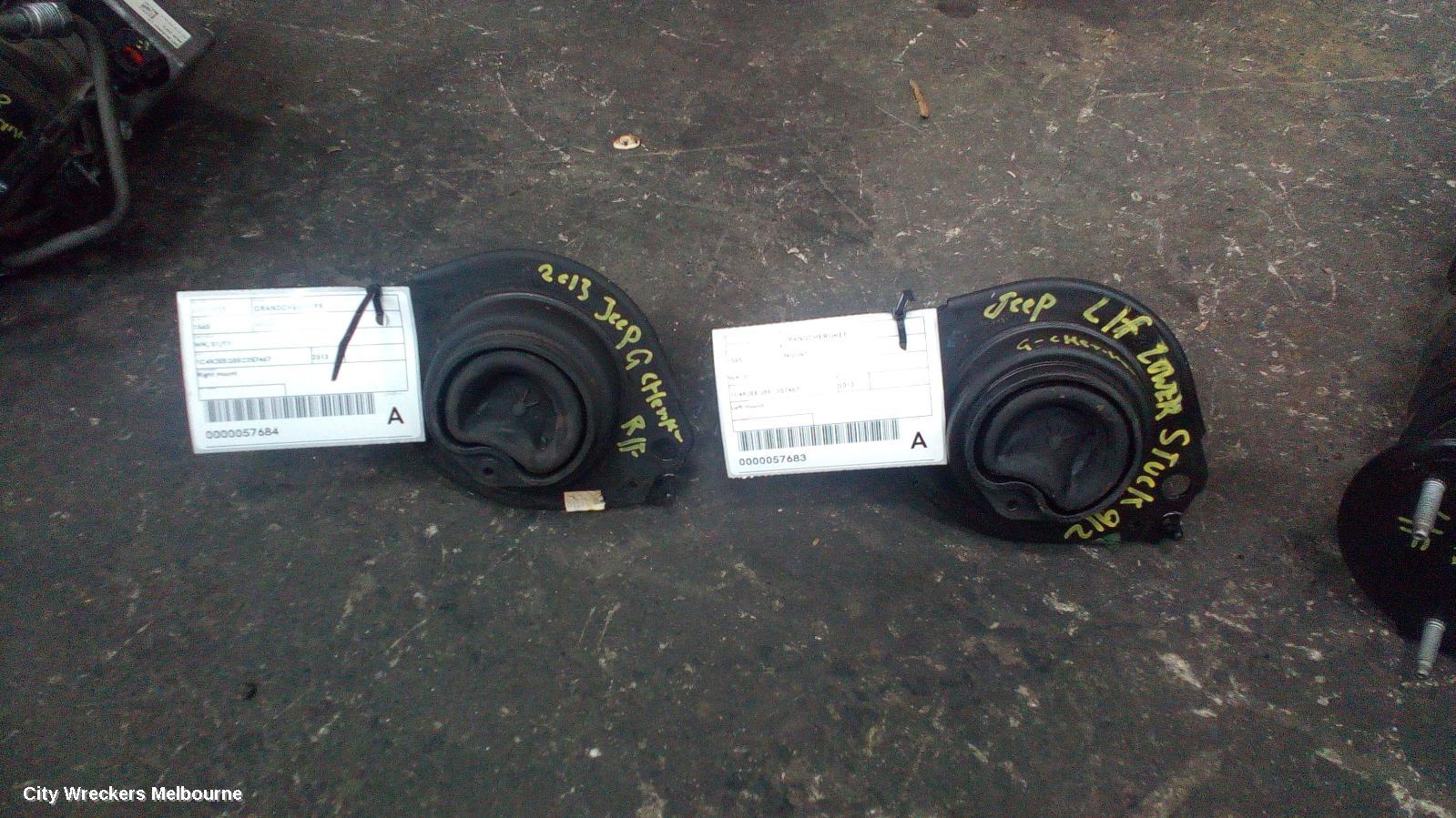 JEEP GRANDCHEROKEE MOUNT, ENGINE MOUNT, FRONT, RIGHT, PETROL, 3.6, WK, 10/2010 - 02/2022
