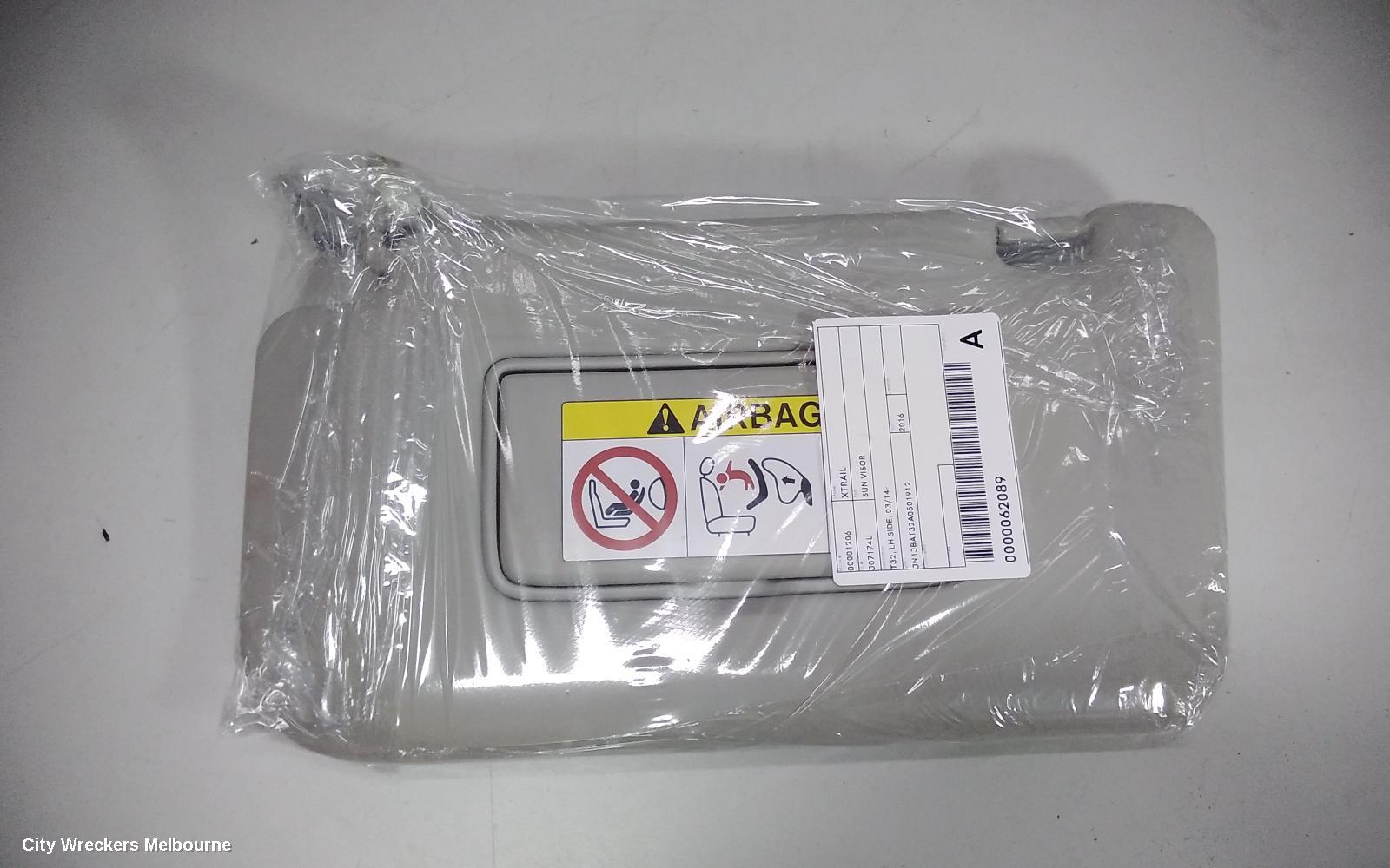 NISSAN XTRAIL SUNVISOR, T32, LH SIDE, 03/2014 ONWARDS