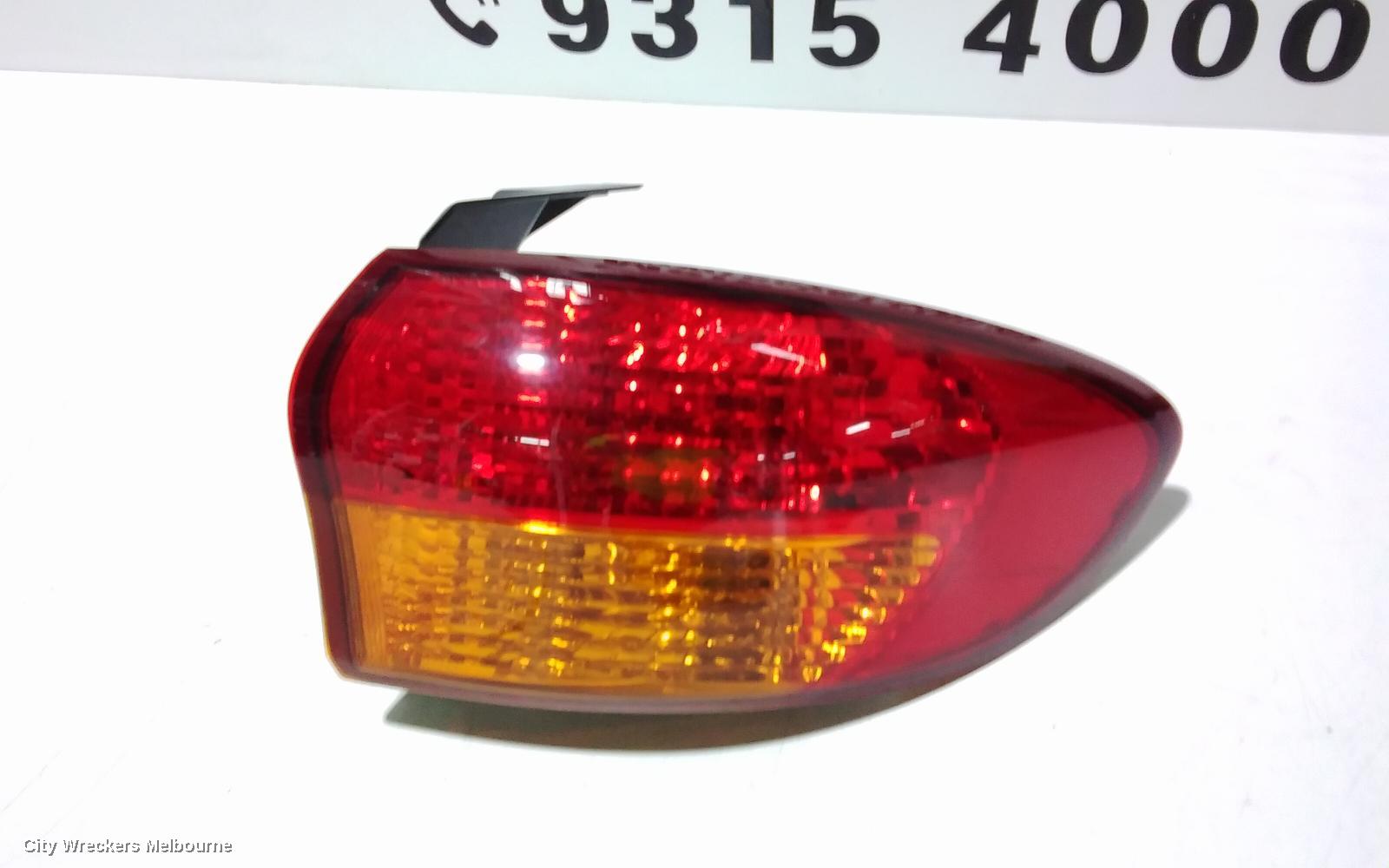 SUBARU TRIBECA RIGHT TAILLIGHT, B9, IN BODY, 10/2006 - 11/2007