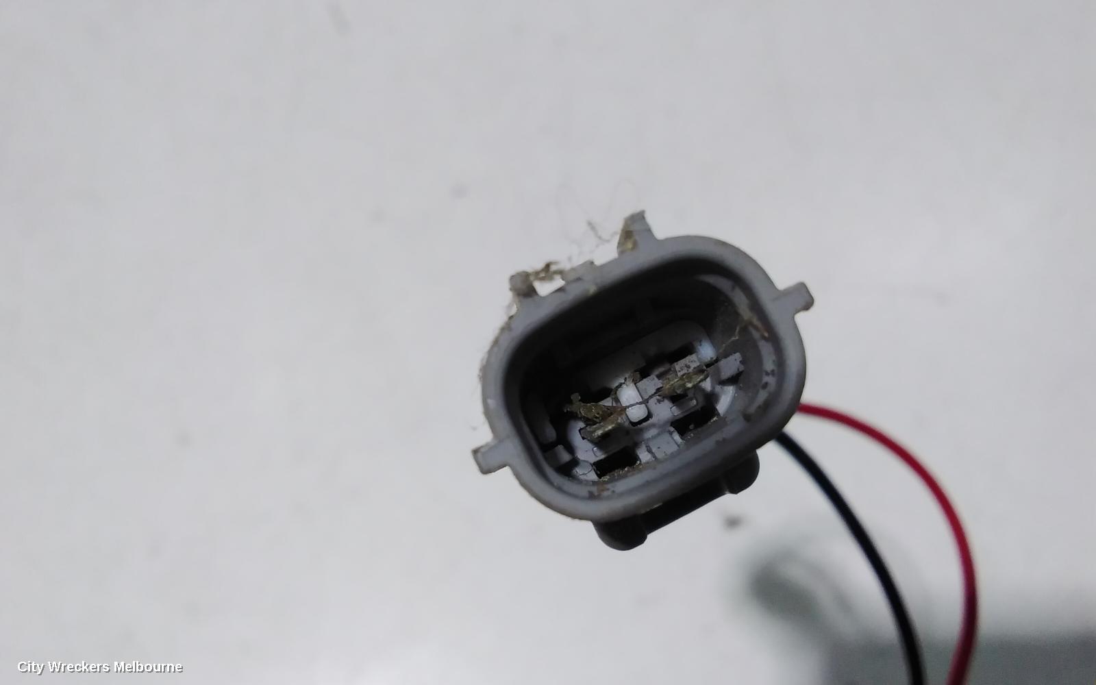SUBARU TRIBECA LEFT INDICATOR/FOG/SIDE, BUMPER FOGLAMP, B9, 10/2006 - 11/2007