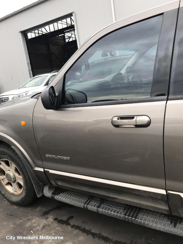 FORD EXPLORER RIGHT GUARD, UT-UZ, 05/2001 - 08/2005