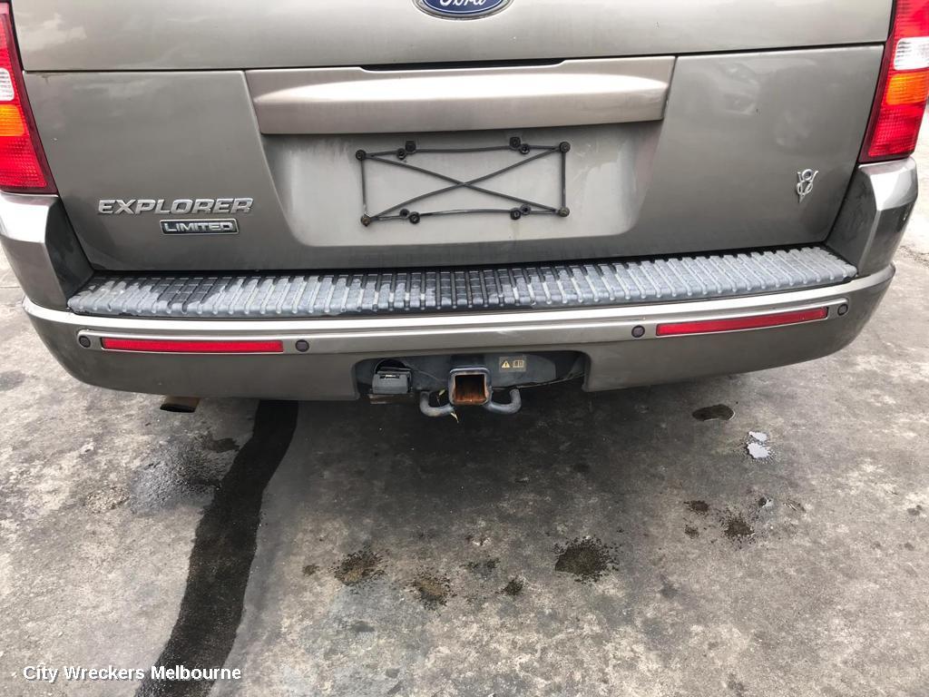 FORD EXPLORER RIGHT GUARD, UT-UZ, 05/2001 - 08/2005