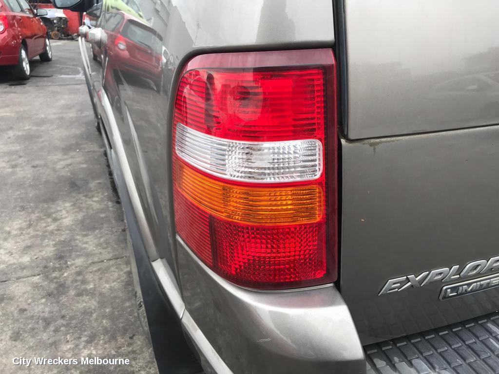 FORD EXPLORER RIGHT GUARD, UT-UZ, 05/2001 - 08/2005