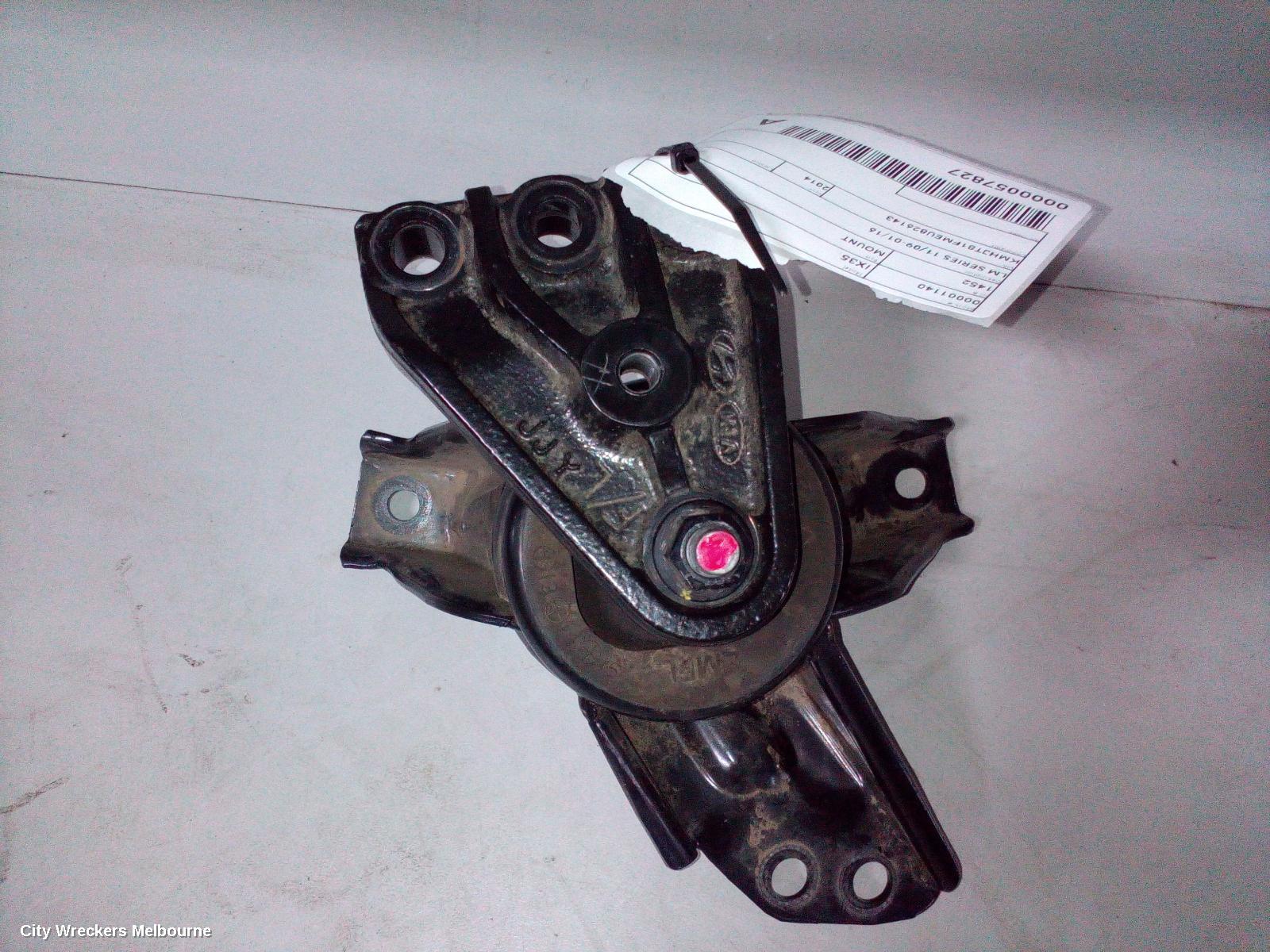 HYUNDAI IX35 MOUNT, LM SERIES 11/2009 - 01/2016