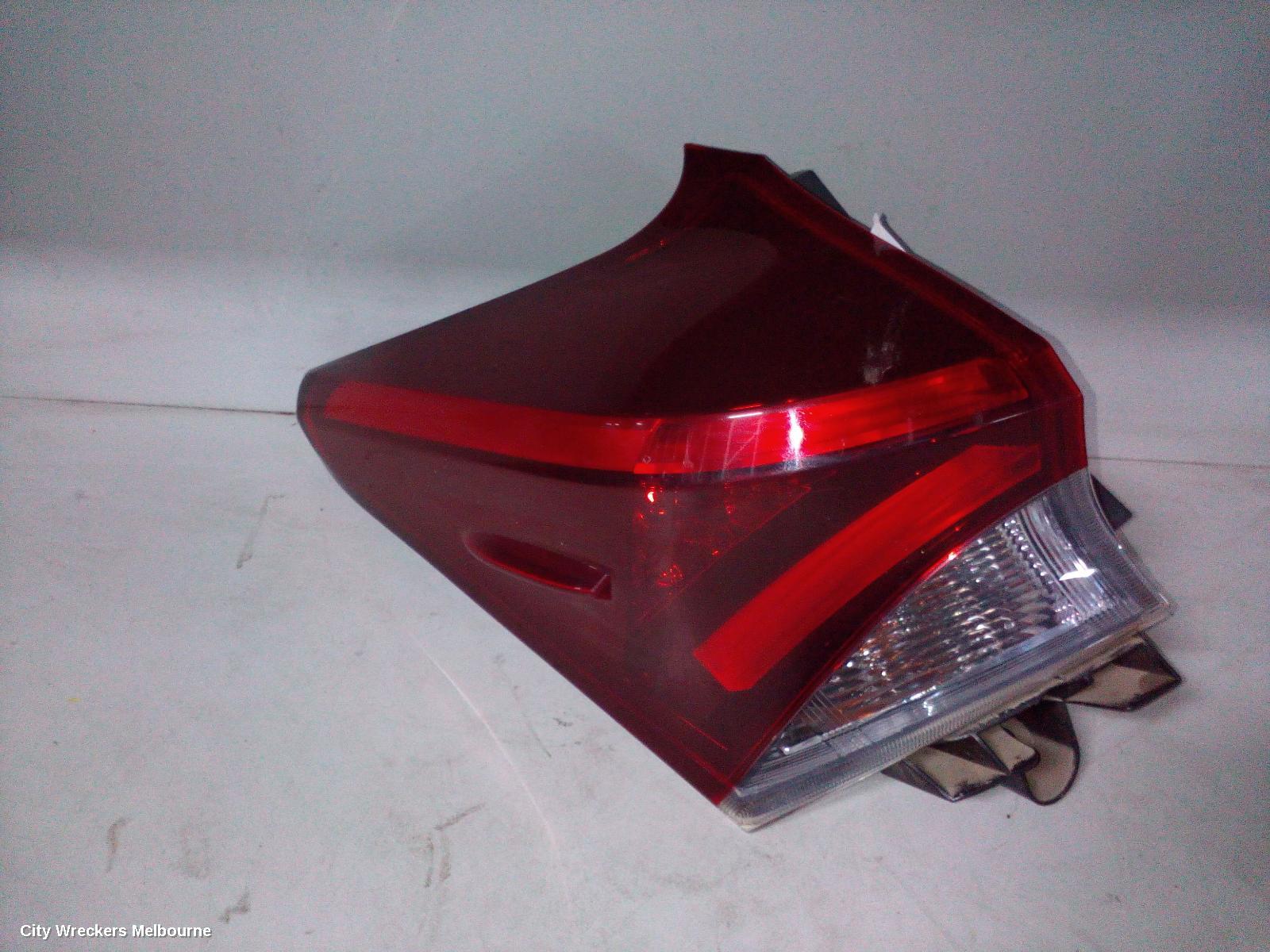 TOYOTA COROLLA LEFT TAILLIGHT, ZRE182R/ZWE186R, HATCH, 03/2015 - 06/2018