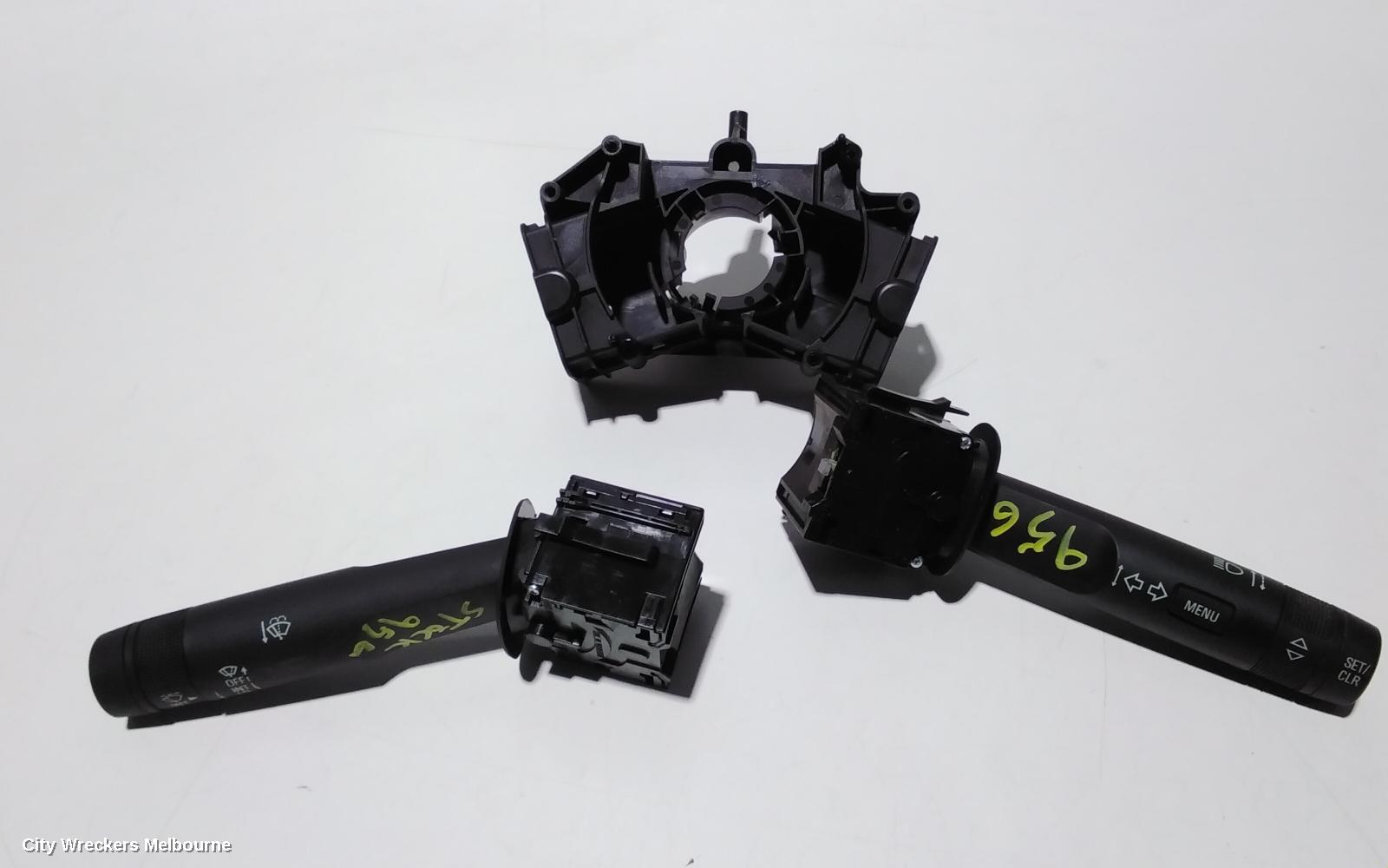 HOLDEN COMMODORE COMBINATION SWITCH, FLASHER SWITCH, VF, 05/2013 - 12/2017