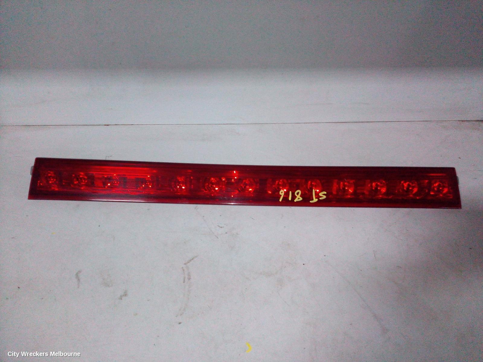 TOYOTA TARAGO REAR GARNISH, TAILGATE GARNISH (CENTRE), ACR50R, 03/2006 ONWARDS