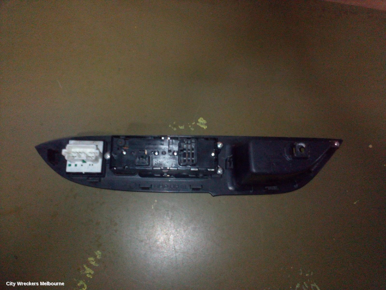 MITSUBISHI OUTLANDER PWR DR WIND SWITCH, RH FRONT (MASTER SWITCH), ZJ, 10/2012 - 03/2015