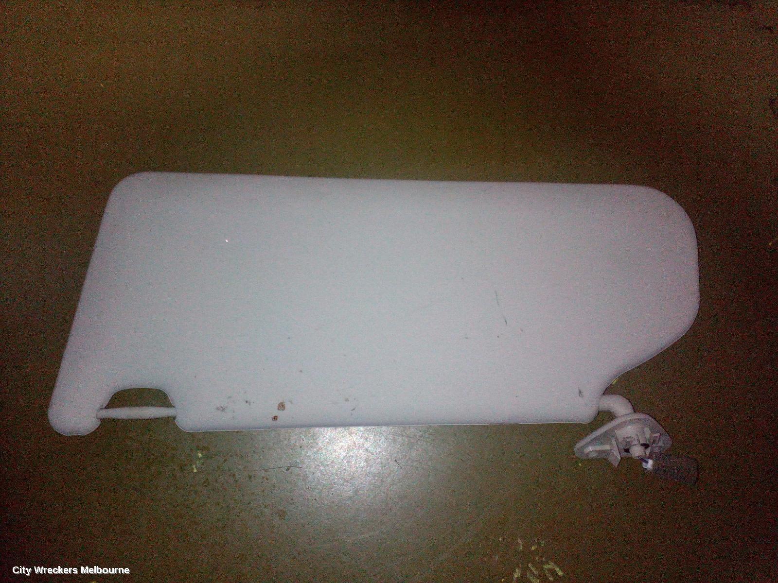 MITSUBISHI OUTLANDER SUNVISOR, ZJ, RH SIDE, 10/2012 - 03/2015
