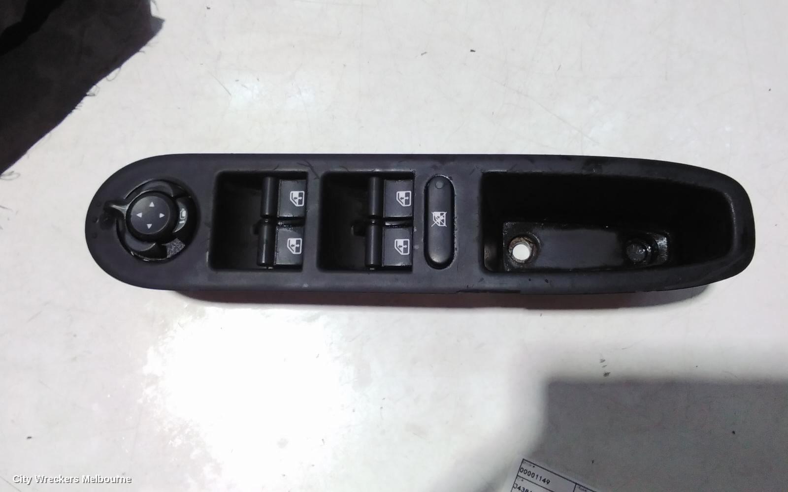 ALFA ROMEO 159 PWR DR WIND SWITCH, RH FRONT (MASTER SWITCH), NON FOLDING MIRROR SWITCH TYPE, 06/2006 - 01/2012