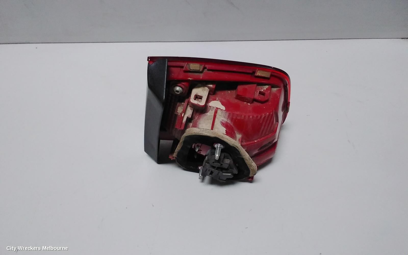 VOLKSWAGEN TIGUAN REAR GARNISH, TAILGATE LAMP (RH SIDE), 5N, 07/2011 - 08/2016