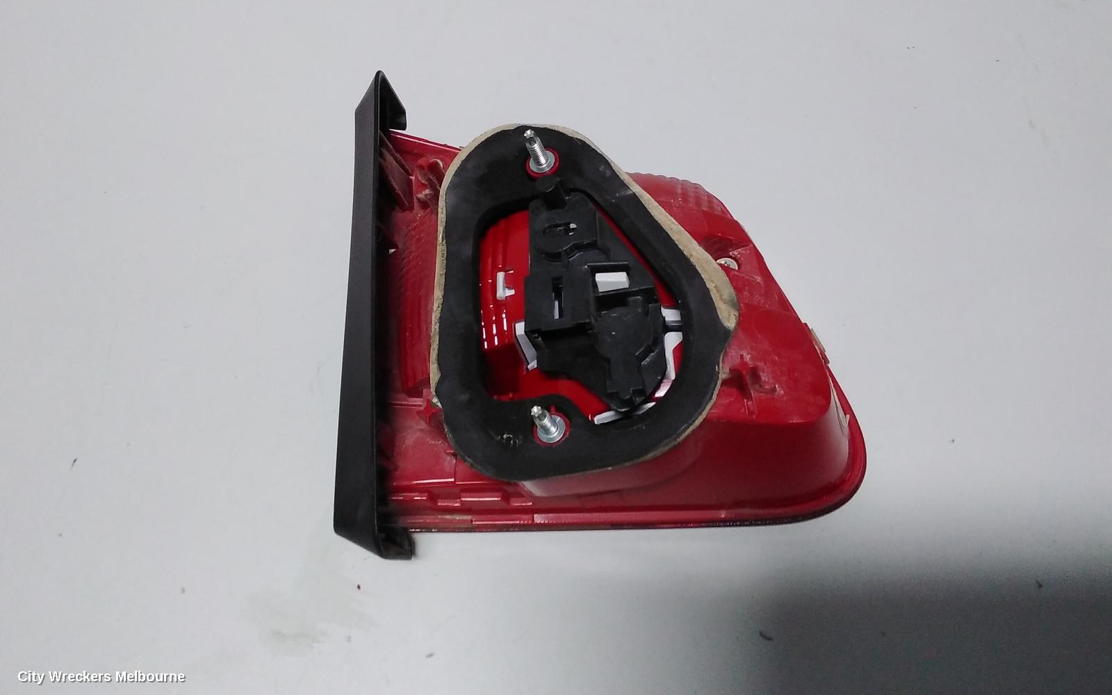 VOLKSWAGEN TIGUAN REAR GARNISH, TAILGATE LAMP (RH SIDE), 5N, 07/2011 - 08/2016
