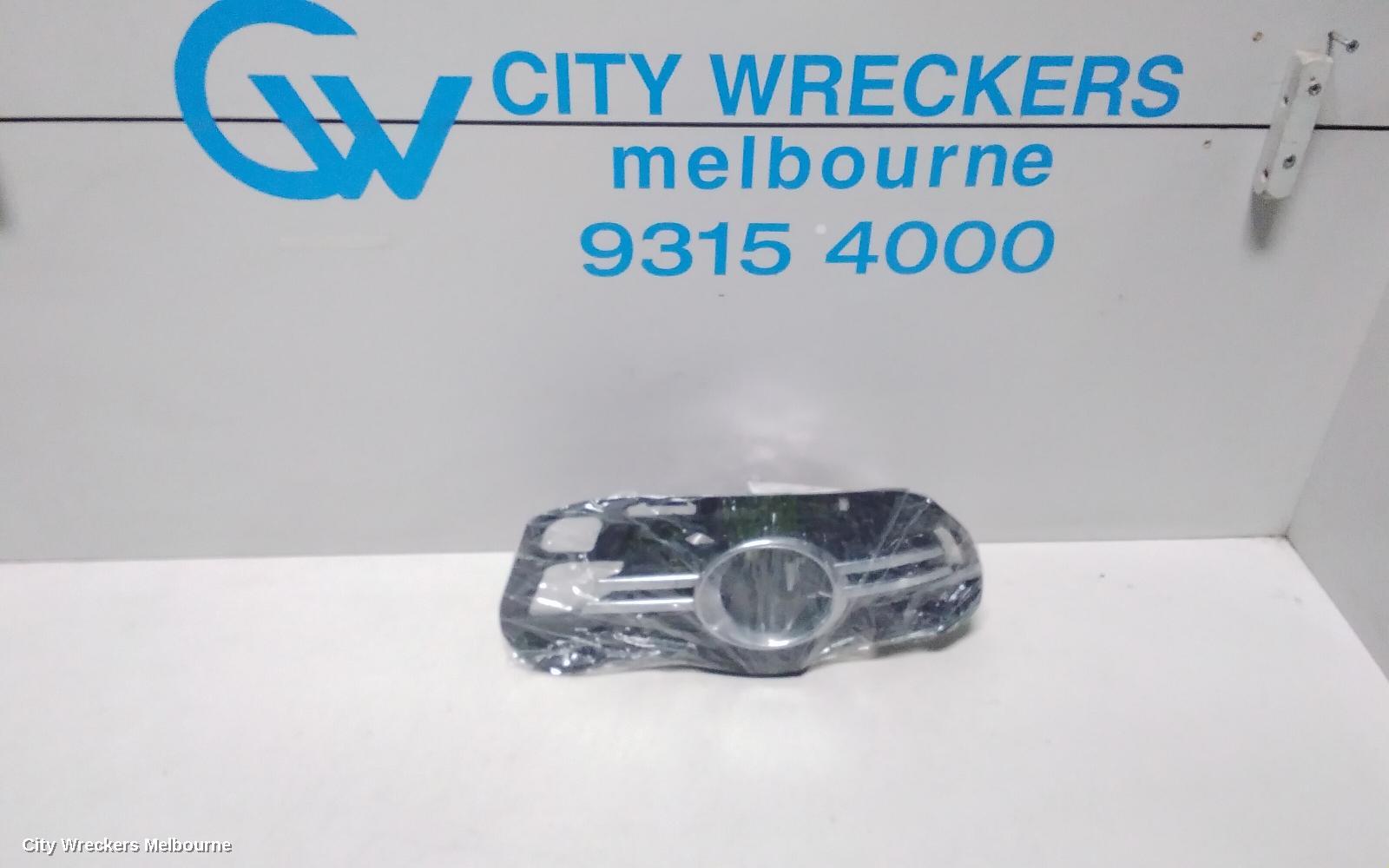 MERCEDES C CLASS LEFT INDICATOR/FOG/SIDE, BUMPER FOGLAMP, W204/S204, 07/2007 - 04/2011