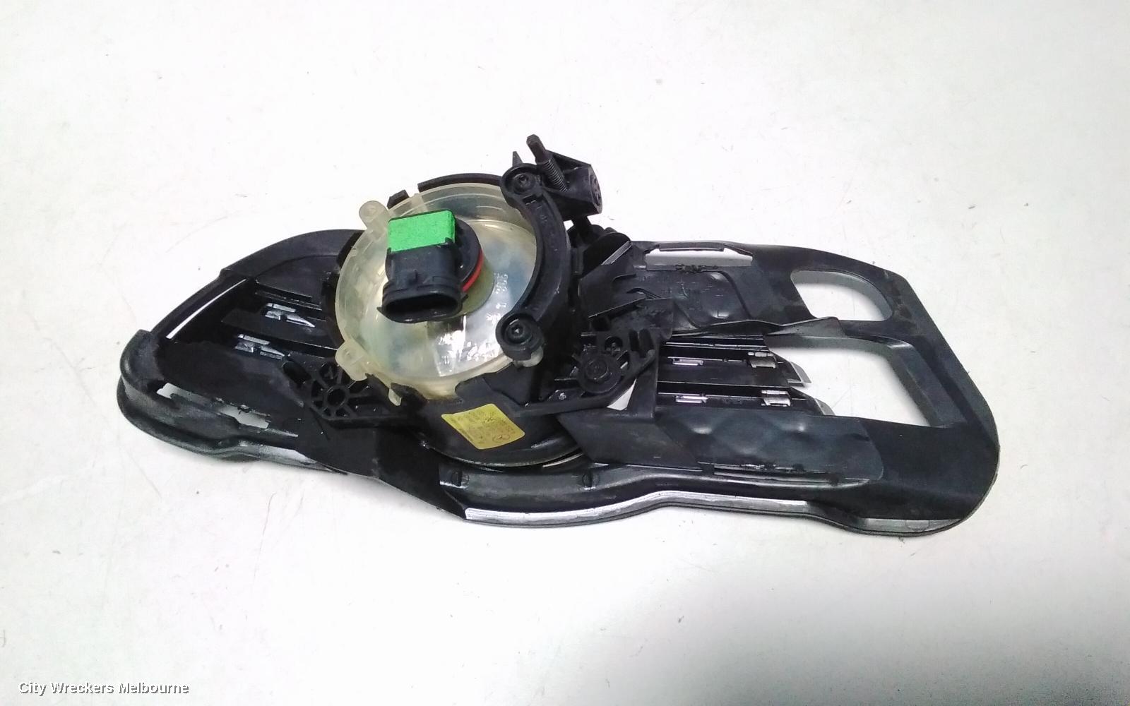 MERCEDES C CLASS LEFT INDICATOR/FOG/SIDE, BUMPER FOGLAMP, W204/S204, 07/2007 - 04/2011