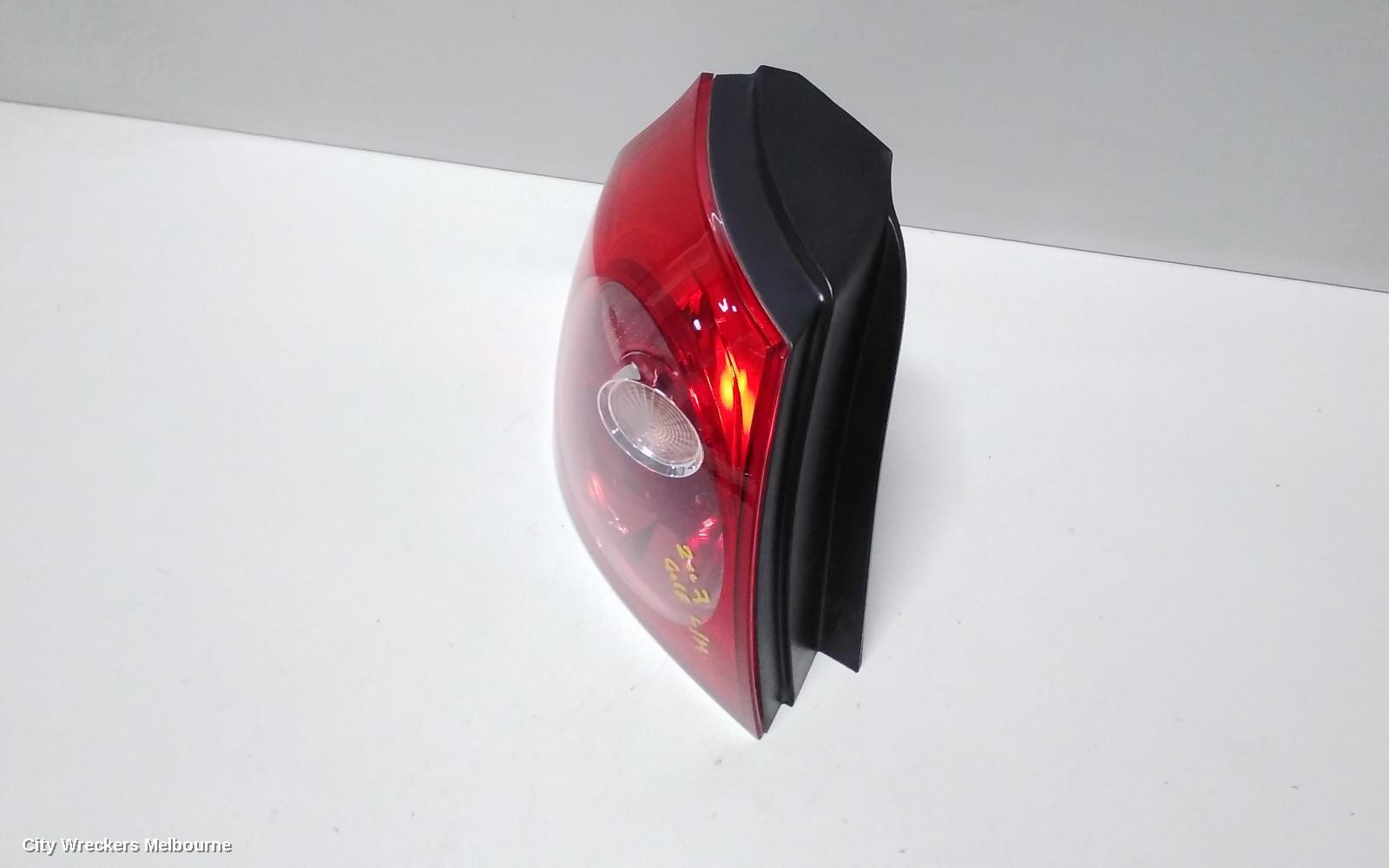 VOLKSWAGEN GOLF RIGHT TAILLIGHT, GEN 5, HATCH, NON TINTED TYPE, 07/2004 - 02/2009
