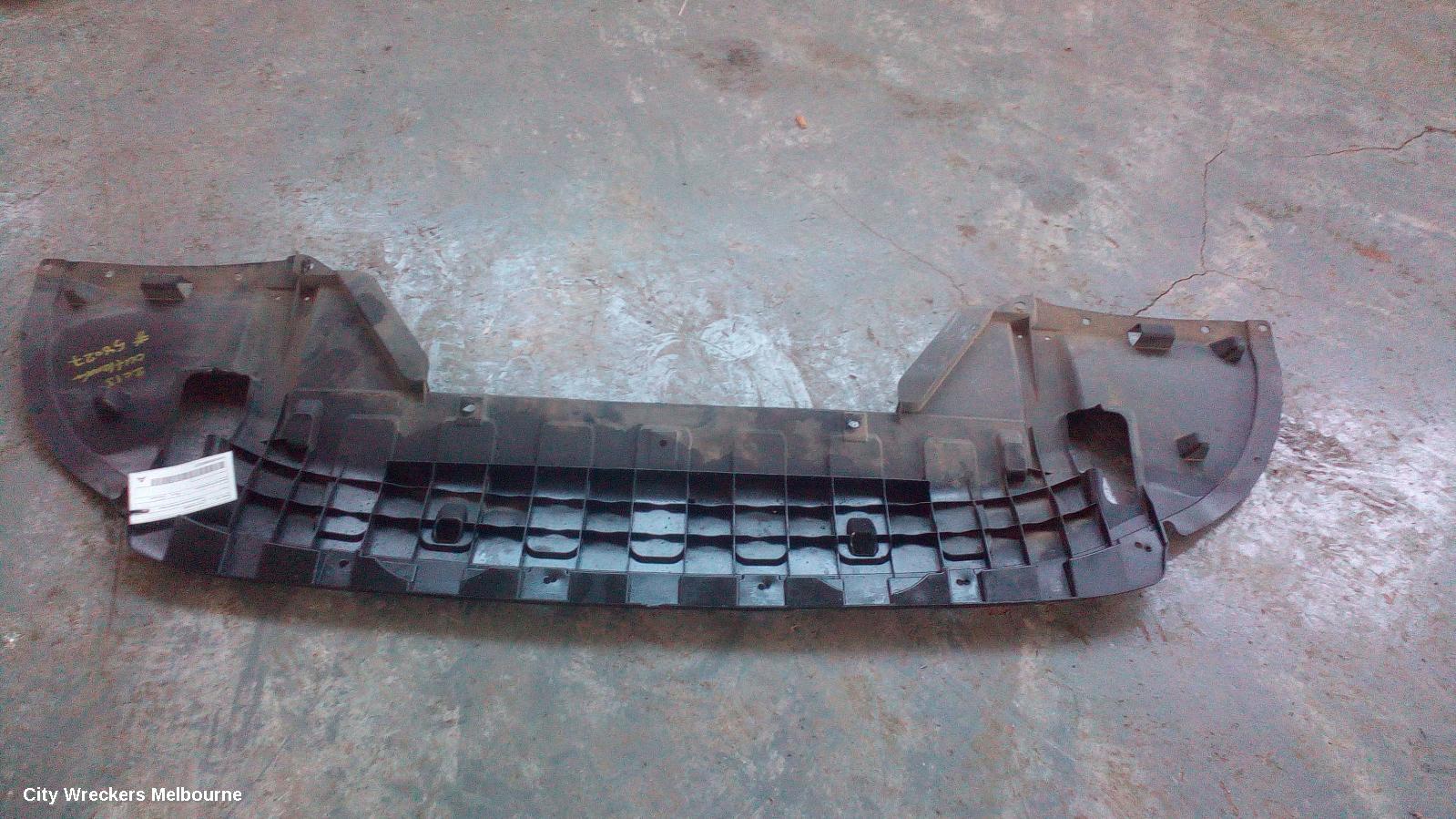 MITSUBISHI OUTLANDER LOWER ENGINE SPLASH TRAY, MAIN ENGINE UNDERTRAY, W/ NOISE INSULATOR TYPE, ZJ-ZL, 10/2012 - 07/2021