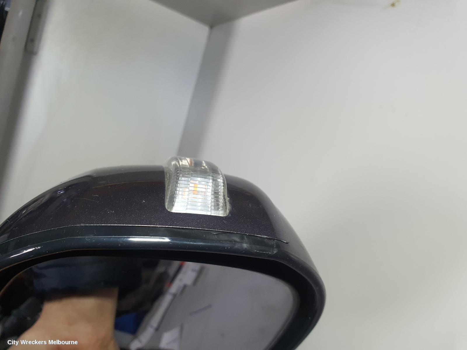 MITSUBISHI OUTLANDER RIGHT DOOR MIRROR, ZH, W/ FLASHER TYPE, 09/2009 - 10/2012
