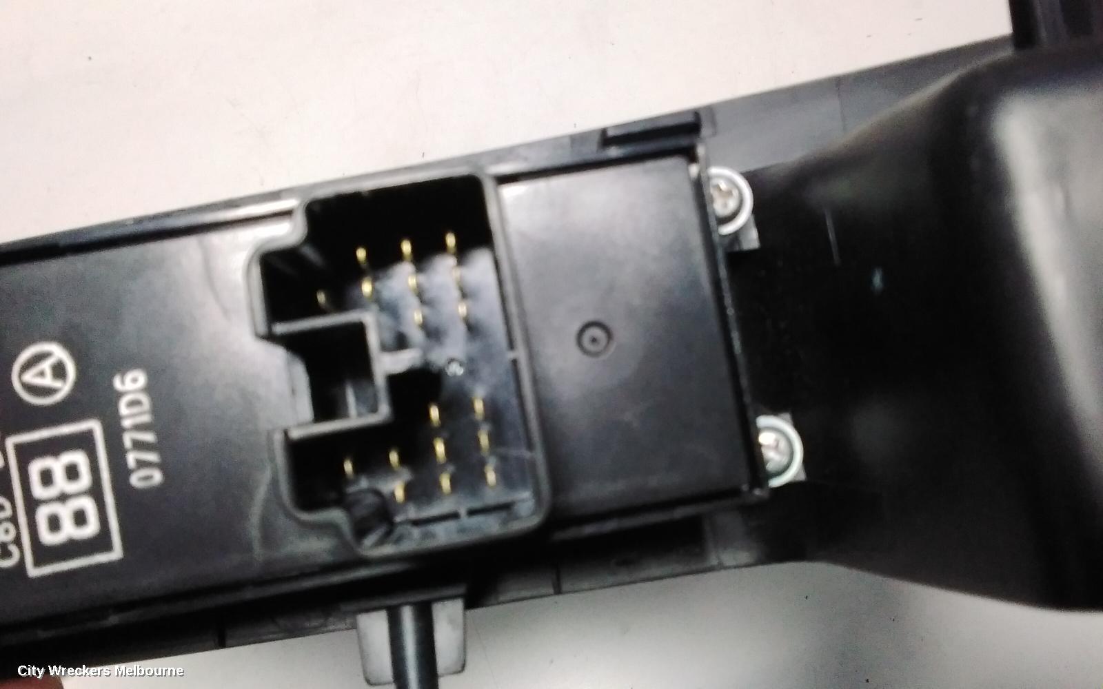 MITSUBISHI OUTLANDER PWR DR WIND SWITCH, RH FRONT (MASTER SWITCH), ZH, 09/2009 - 10/2012