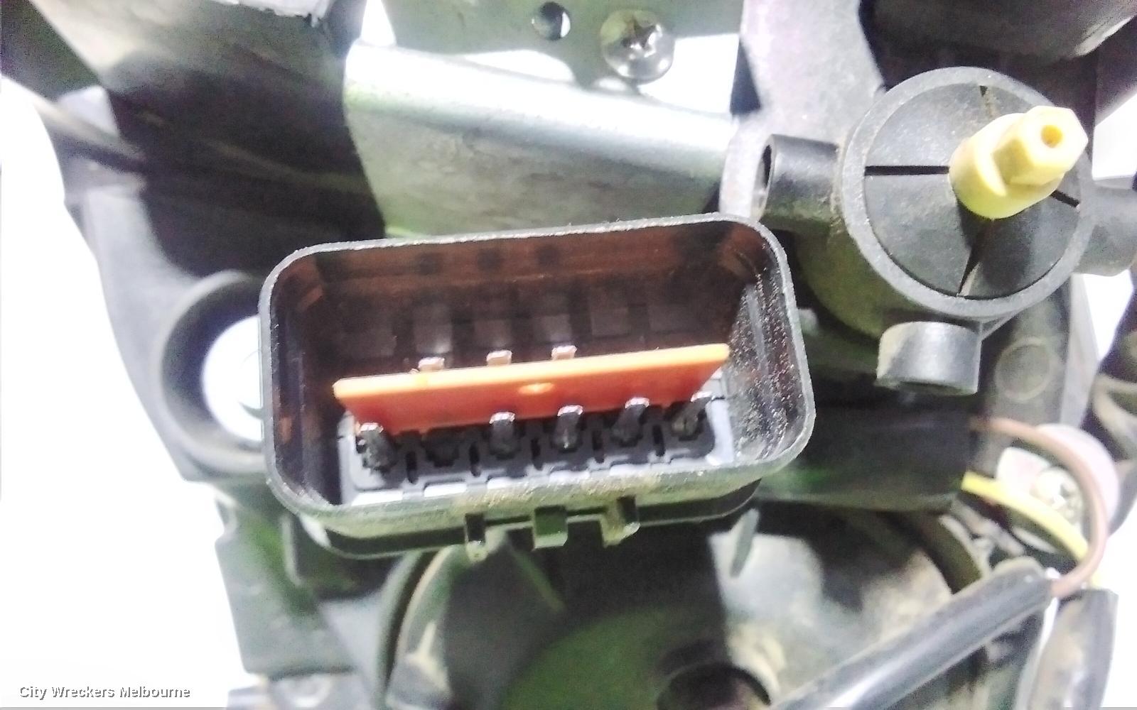 MITSUBISHI OUTLANDER RIGHT HEADLAMP, ZH, HALOGEN TYPE, 09/2009 - 10/2012