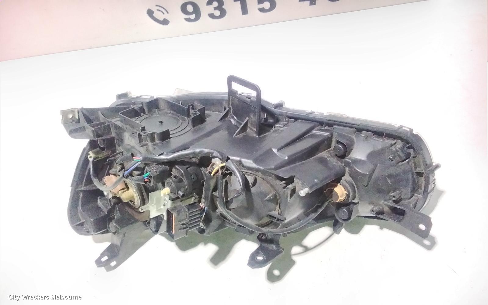 MITSUBISHI OUTLANDER RIGHT HEADLAMP, ZH, HALOGEN TYPE, 09/2009 - 10/2012