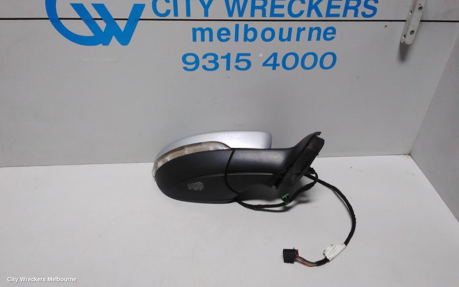 VOLKSWAGEN JETTA RIGHT DOOR MIRROR, 1B, POWER FOLD (6XP CODE), 02/2011 - 07/2011