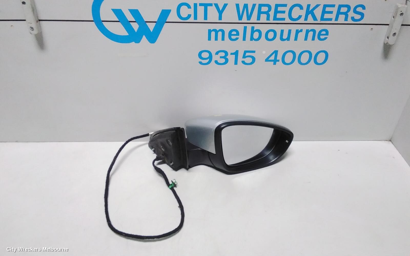 VOLKSWAGEN JETTA RIGHT DOOR MIRROR, 1B, POWER FOLD (6XP CODE), 02/2011 - 07/2011