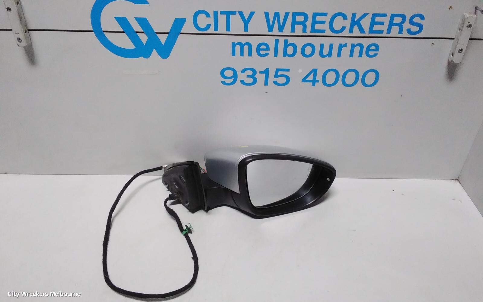 VOLKSWAGEN JETTA RIGHT DOOR MIRROR, 1B, POWER FOLD (6XP CODE), 02/2011 - 07/2011