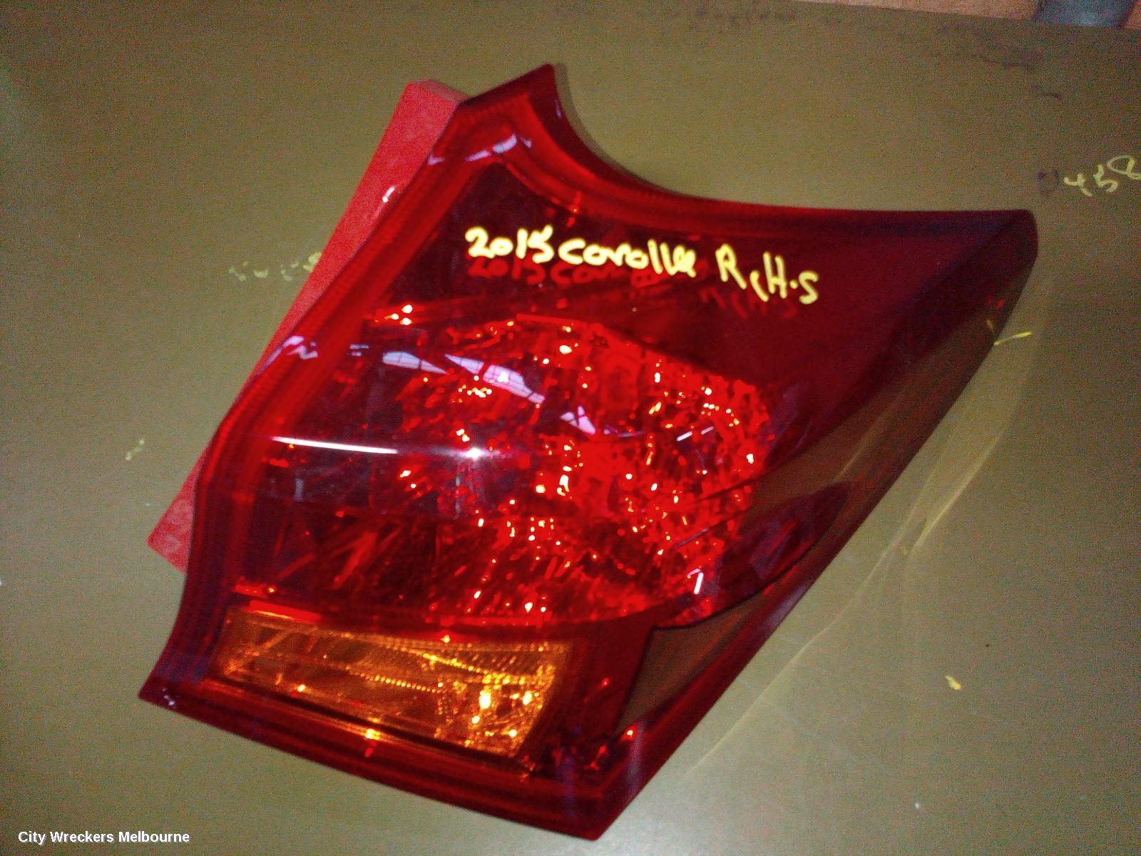 TOYOTA COROLLA RIGHT TAILLIGHT, ZRE182R/ZWE186R, HATCH, 10/2012 - 03/2015