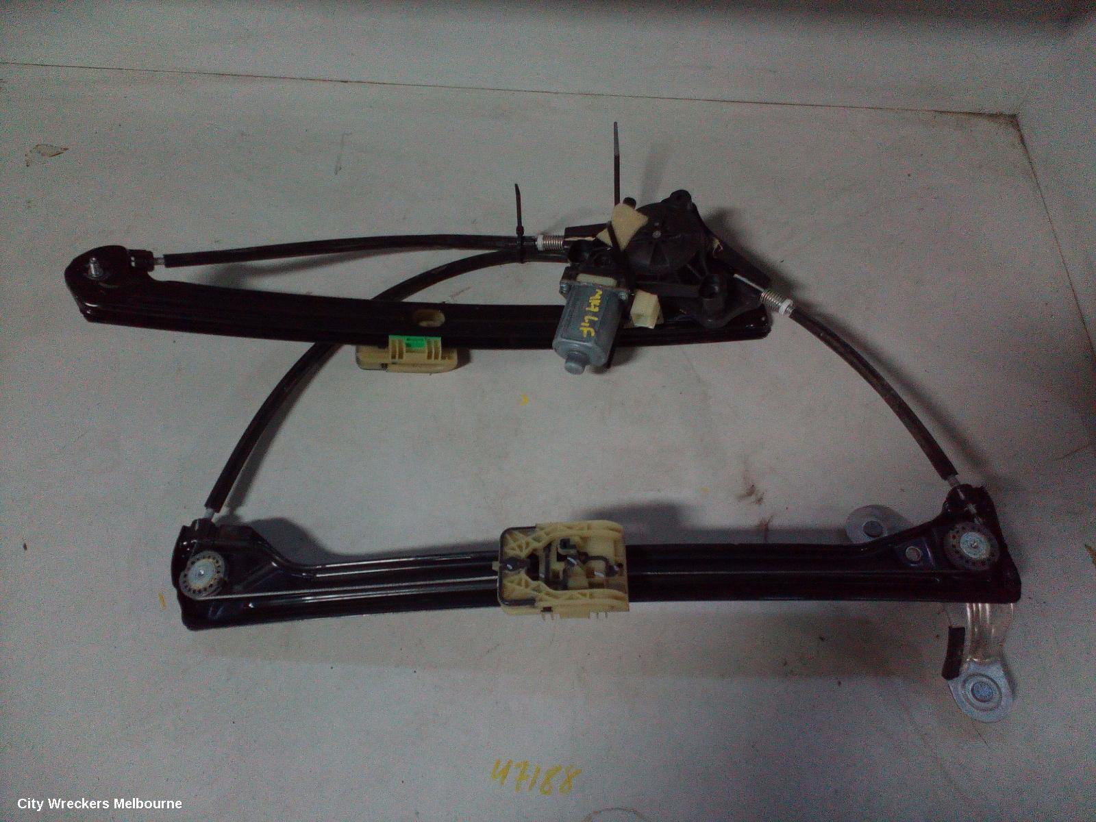 VOLKSWAGEN GOLF LEFT FRONT WINDOW REG/MOTOR, GEN 7, HATCH, 03/2013 ONWARDS