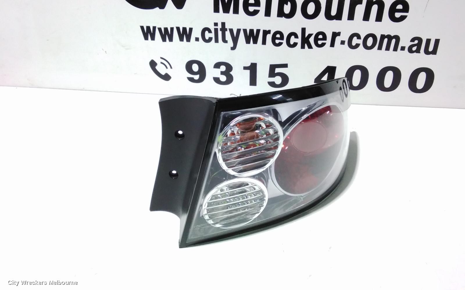HOLDEN COMMODORE RIGHT TAILLIGHT, VX, SEDAN, BERLINA/CALAIS, 10/2000 - 09/2002