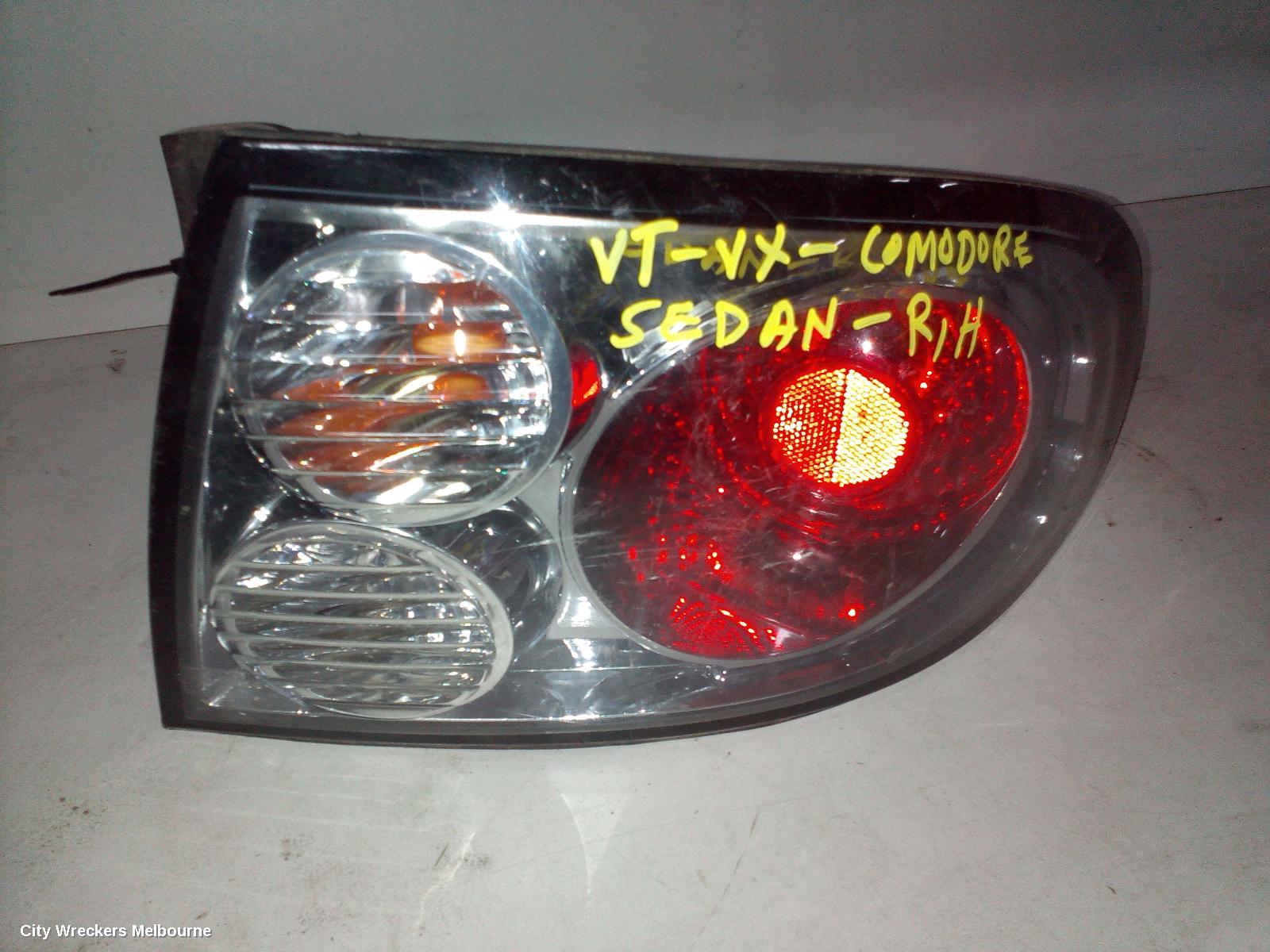 HOLDEN COMMODORE RIGHT TAILLIGHT, VX, SEDAN, BERLINA/CALAIS, 10/2000 - 09/2002