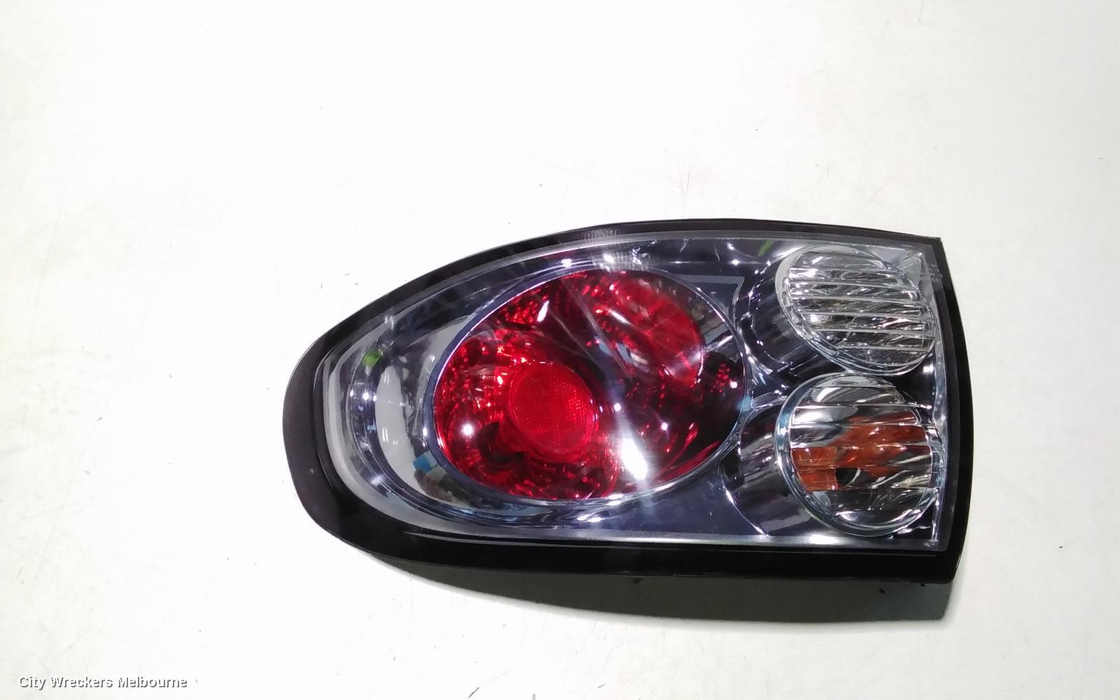 HOLDEN COMMODORE RIGHT TAILLIGHT, VX, SEDAN, BERLINA/CALAIS, 10/2000 - 09/2002