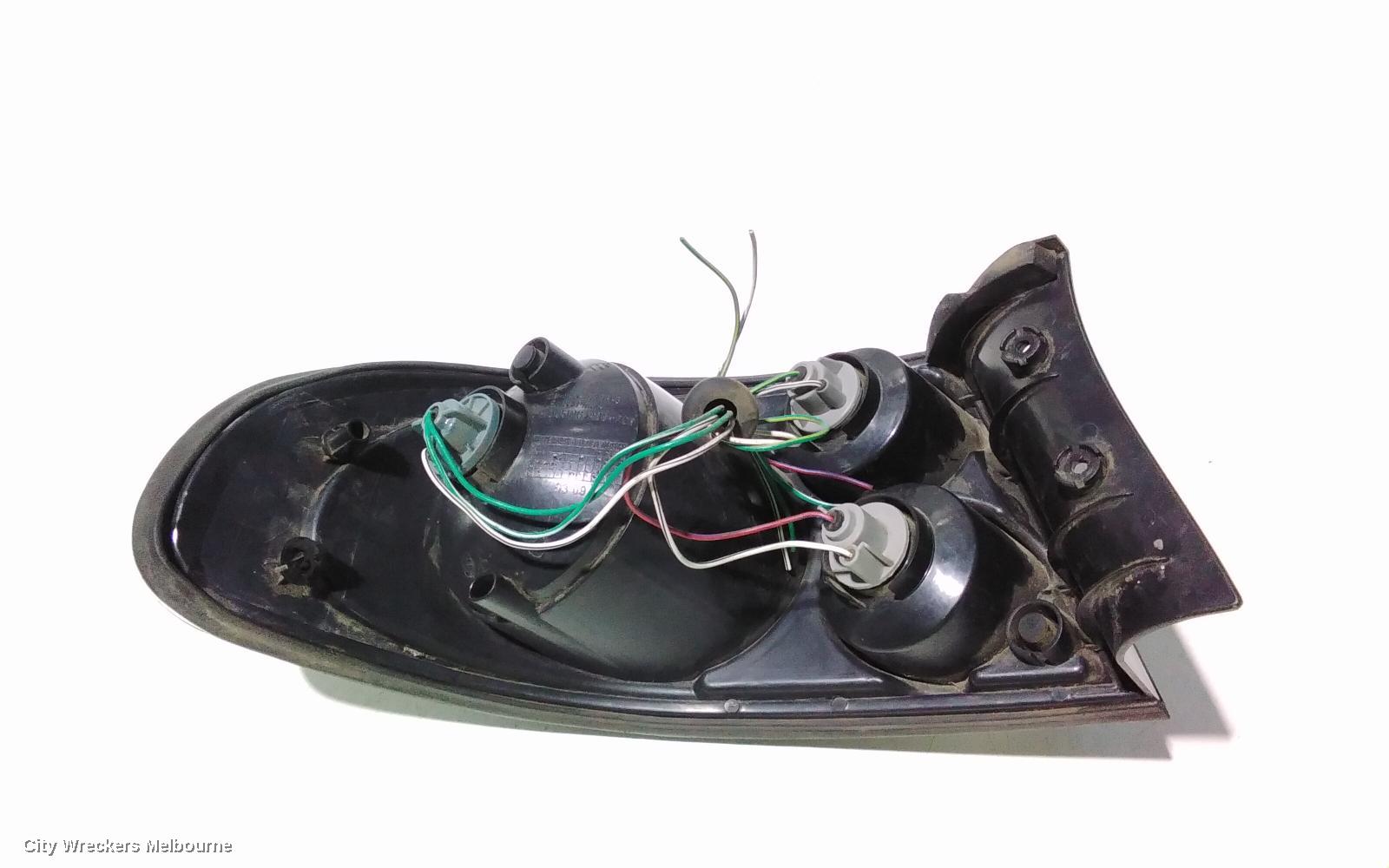HOLDEN COMMODORE RIGHT TAILLIGHT, VX, SEDAN, BERLINA/CALAIS, 10/2000 - 09/2002