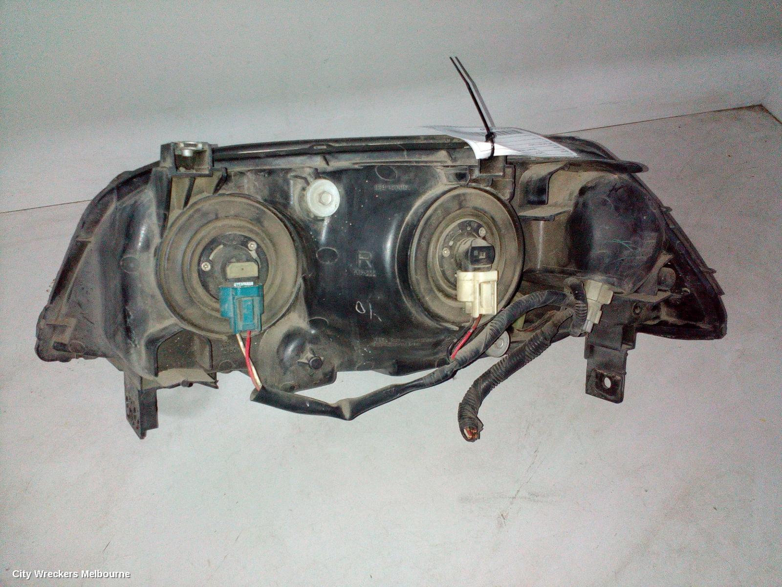 HONDA MDX RIGHT HEADLAMP, YD, 04/2003 - 12/2006
