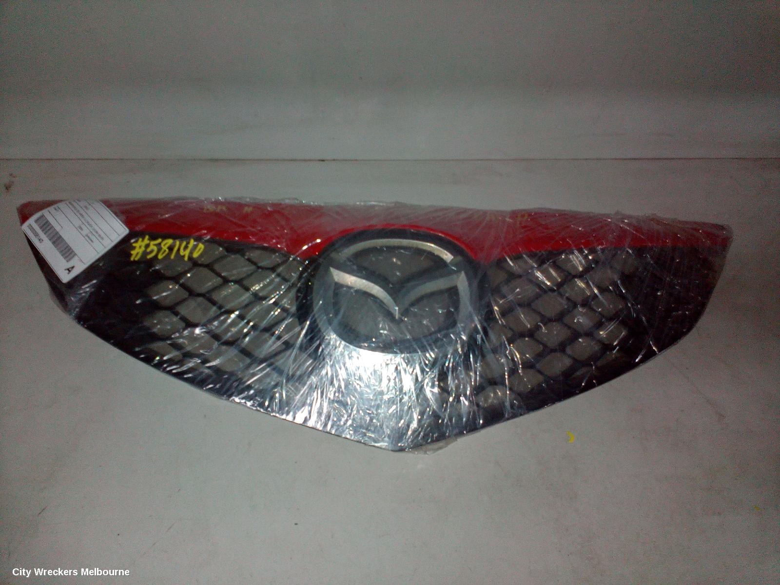 MAZDA 3 GRILLE, RADIATOR GRILLE, BK, HATCH, 2.3, BLACK, 01/2004 - 06/2006
