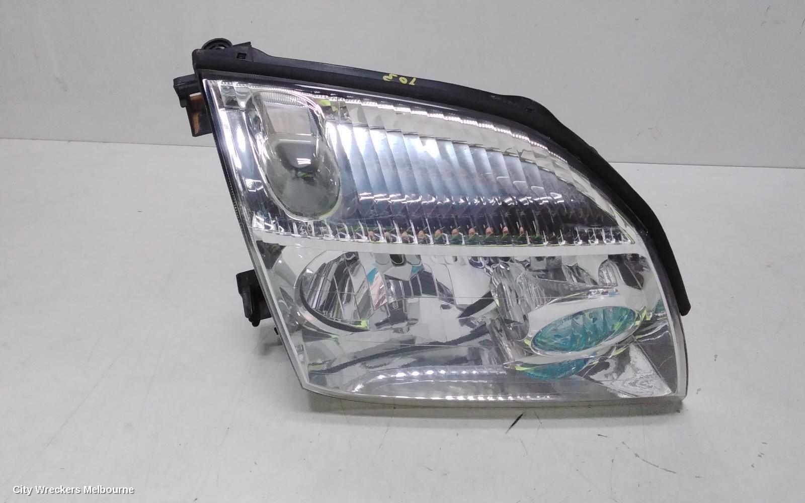 NISSAN XTRAIL RIGHT HEADLAMP, T30, BLUE LENS TYPE, 10/2001 - 09/2007