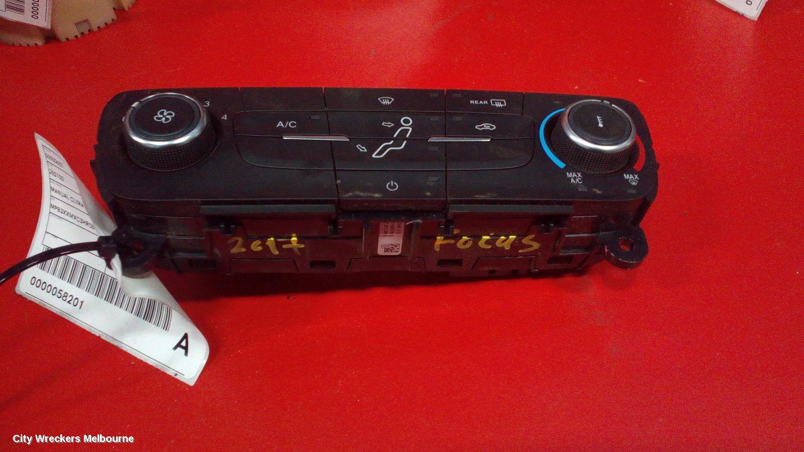 FORD FOCUS HEATER/AC CONTROLS, MANUAL CLIMATE CONTROL TYPE, LZ, 10/2014 - 11/2018