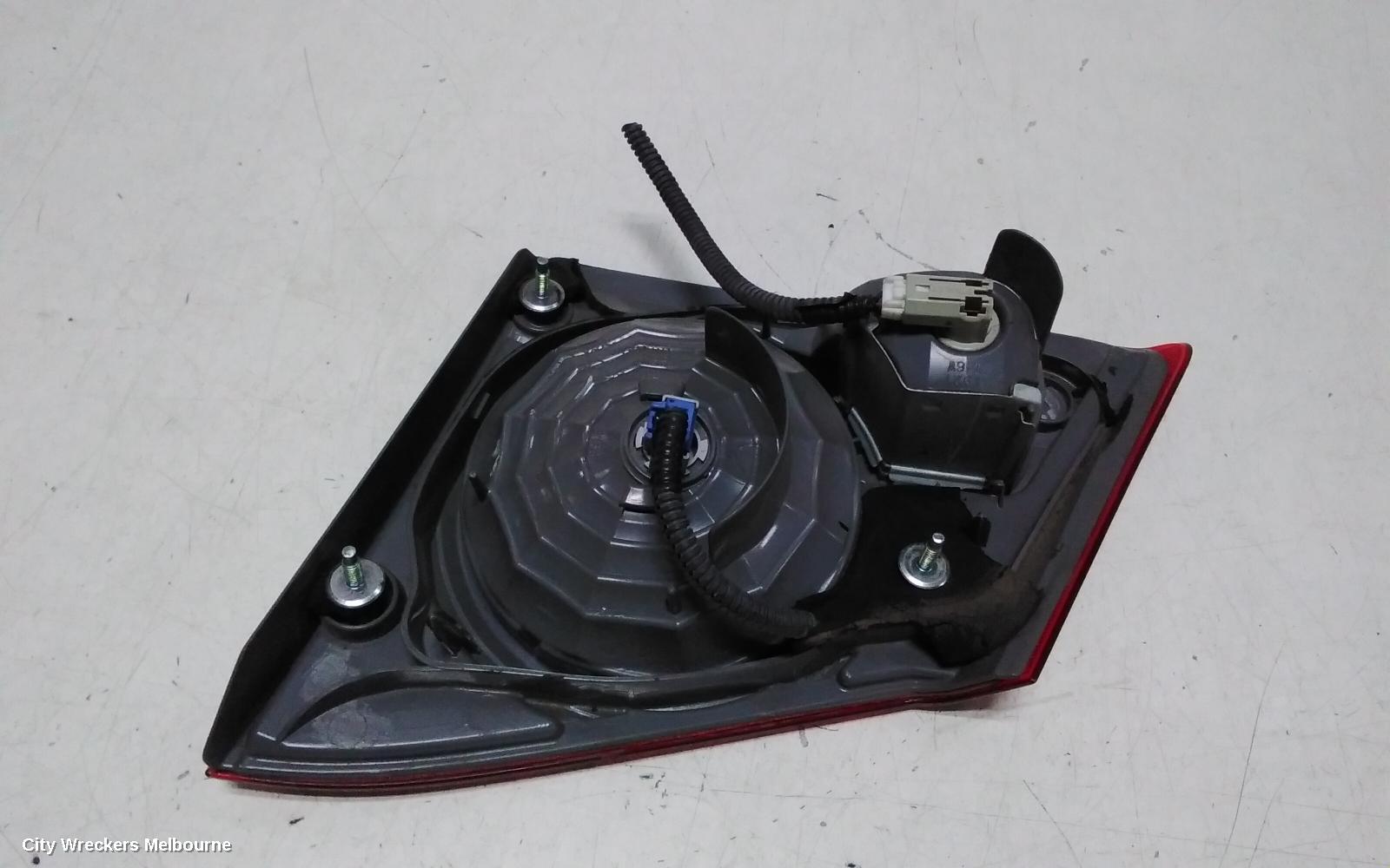 HONDA CIVIC REAR GARNISH, BOOTLID LAMP (LH SIDE), 8TH GEN, 02/2006 - 12/2008
