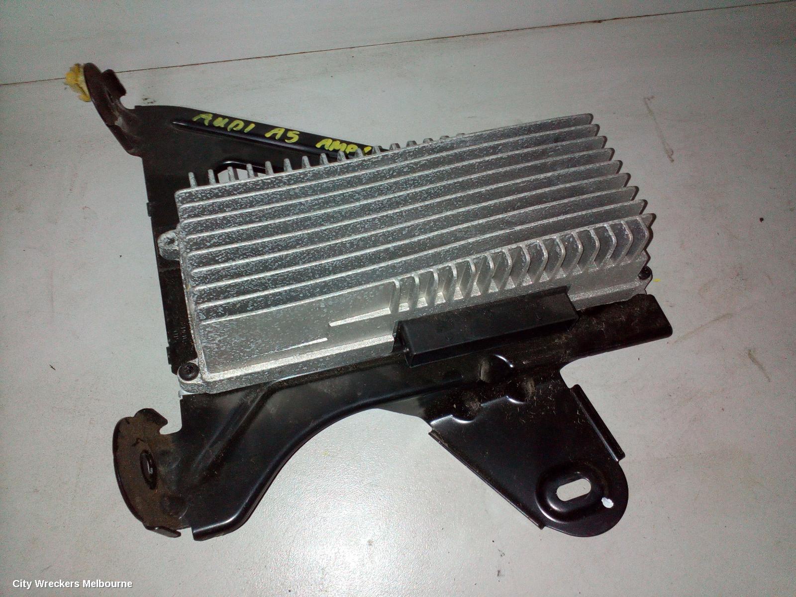 AUDI A5 RADIO/CD/DVD/SAT/TV, AMPLIFIER, 8T, 10/2007 - 01/2012