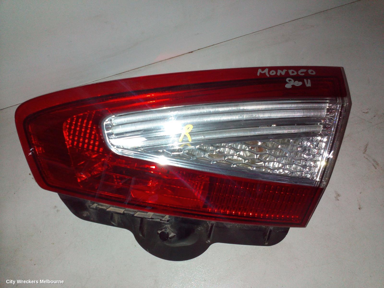 FORD MONDEO REAR GARNISH, TAILGATE LAMP (RH SIDE), WAGON, MC, 11/2010 - 12/2014